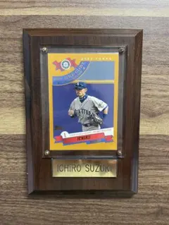 イチロー 2002 Topps ゴールドグラブ賞記念カード 盾