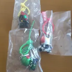 仮面ライダー カラフルマルチチャーム 3種セット