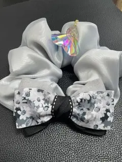 ミックスカラーフラワーリボンシュシュ