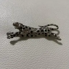 ヒョウ/ブローチ/アクセサリー/ヒョウ柄/豹柄