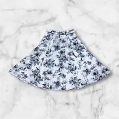 【Apuweiser-riche】美品　フラワープリント フレアスカート ひざ丈