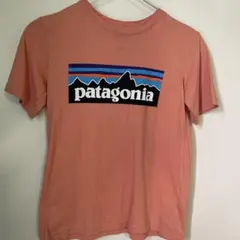 Patagonia キッズ Tシャツ コーラルピンクのサムネイル