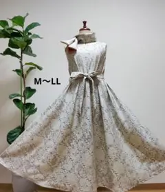 着物リメイク♧フレアーワンピース紬幾何学模様花柄♧白地正絹