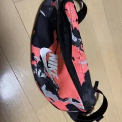NIKE ボディバッグ オレンジ迷彩