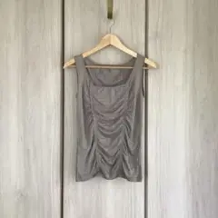 DKNY ノースリーブカットソースクエアカットカーキベージュ新品未使用