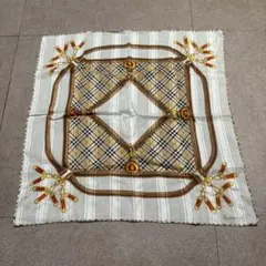 Burberry バーバリー　ハンカチ　ノバチェック　白　ベージュ