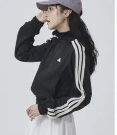 タグ付新品  アルペン限定 スモックトラックジャケット オフホワイト 新品タグ付 adidas アルペン限定 スモックトラックジャケット オフ