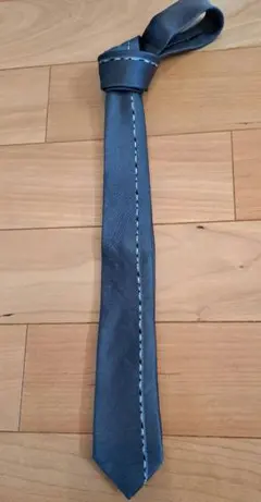 レミュー　ダークグレー ネクタイ