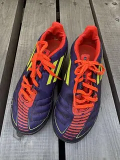 adidas サッカー　トレシュー　19.5cm