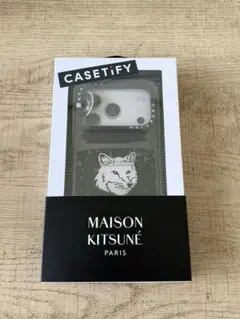 カメラスタンド付MAISON KITSUNE iPhone ケース