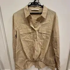 長袖シャツ 42サイズ　liviana contiのサムネイル