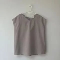 ベージュ ノースリーブシャツ リボン付き サイズF