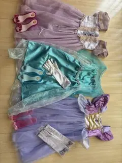 プリンセスドレスセット 3着 サンダル グローブ付き　美中古　100-110cmのサムネイル