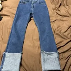 ダークブルー ロールアップデザイン デニムパンツ