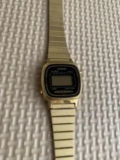 デジタル腕時計 腕時計