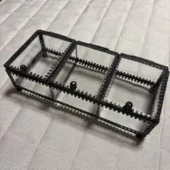 ブラック 3コンパートメント収納ボックス　ガラス製　アクセサリーBOX