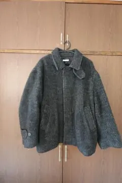 SHAGGY SHORT SOUTIEN COLLAR BLOUSON