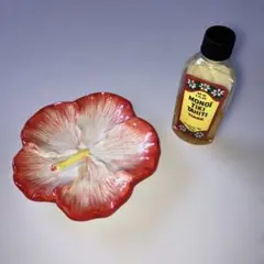 ハイビスカス型トレイとモノイティアレオイルセット
