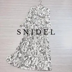スナイデル 花柄プリーツワンピース シフォン素材 バックシャーリング