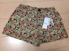 【1553】vert dense フルーツ柄 ショートパンツ S ブラック