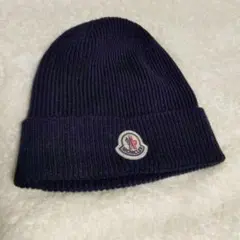 極美品✨MONCLER ネイビー ニット帽 ロゴワッペン - メルカリ