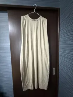 Item thumbnail for item 60ef7fcb-7cf2-45a0-872c-79e1c5c67d01