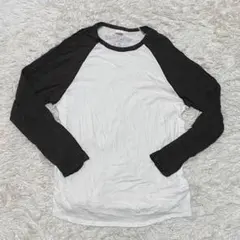 niko and... ホワイト/ダークグレーラグランスリーブ Tシャツ