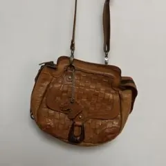 ブラウンレザー編み込みショルダーバッグ