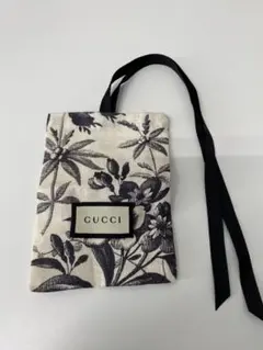 GUCCI グッチ ポーチ 花柄 ボタニカル柄のサムネイル