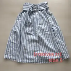 【FOREVER 21】ストライプ柄 フレアスカート 共布ベルト付きのサムネイル