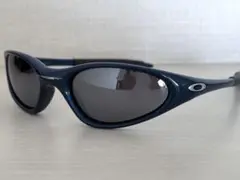 Oakley ネイビー スポーツサングラス