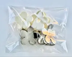 花 ミニヘアクリップ　4個セット(ホワイト2個・シルバー2個)