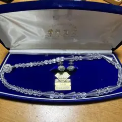 Item thumbnail for item 4e8f8bf4-76e1-4521-8234-591fa5a5b2c2