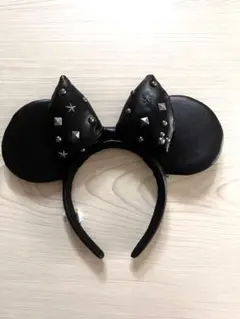 ディズニーカチューシャ ミニー スタッズ