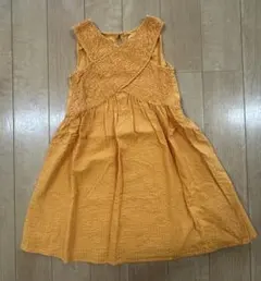 ZARAキッズワンピース　122センチのサムネイル