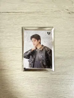 Item thumbnail for item 737d3f1e-b683-4d49-9fc8-f6724d77a2f7