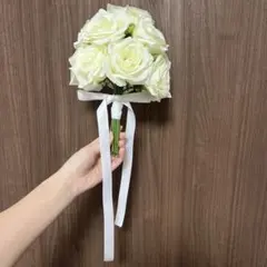 ウェディングブーケ 前撮り クラッチブーケ 韓国 白 バラ 薔薇 シンプル