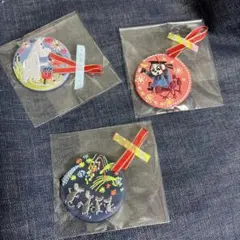 ムーミン　刺繍缶バッジコレクション　3個