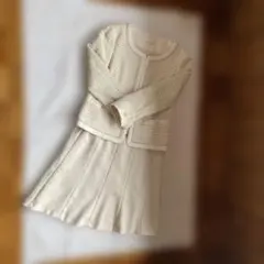 アイボリー ツイード風 スカートスーツ