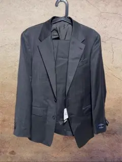 ヒルトン プレミアムスタイリッシュスーツ Ermenegildozegna A5 - メルカリ