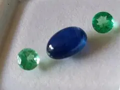 天然ブルーサアフアイヤカボション天然エメラルドラウンドペアセット
