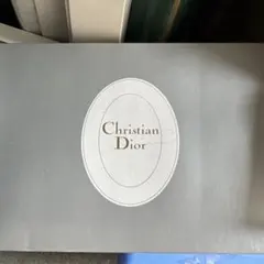 Christian Dior バスタオル 花柄刺繍 ピンクのサムネイル