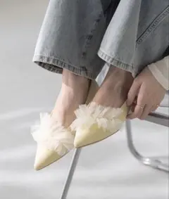 【新品】ポインテッドトゥ チュールフリルパンプス 24.5cmのサムネイル