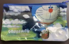 レトロ　レア　ドラえもん ビニールポーチ 気球デザイン