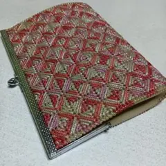 昭和レトロ　ラメ糸の差し編みのがま口財布