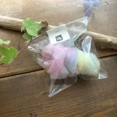 ハンドメイド羊毛 レインボー染め...にじ10ぐらむぱっく.. ·͜·♡‬