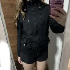 ブラック ハイネック パーカー