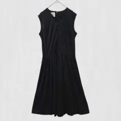 ..ミカレディー ロングフレアワンピース ノースリーブ　黒 ブラック　高級　上品のサムネイル