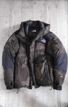 THE NORTH FACE ダウンジャケット カモフラージュ - メルカリ
