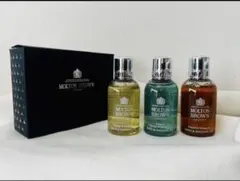 【新品未使用】MOLTON BROWN バス&シャワージェル 3本セットのサムネイル